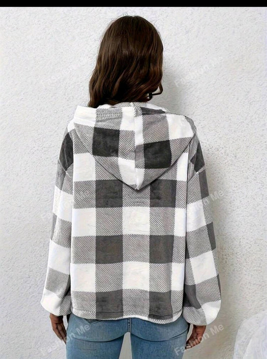 Gray & White Checkered Pullover